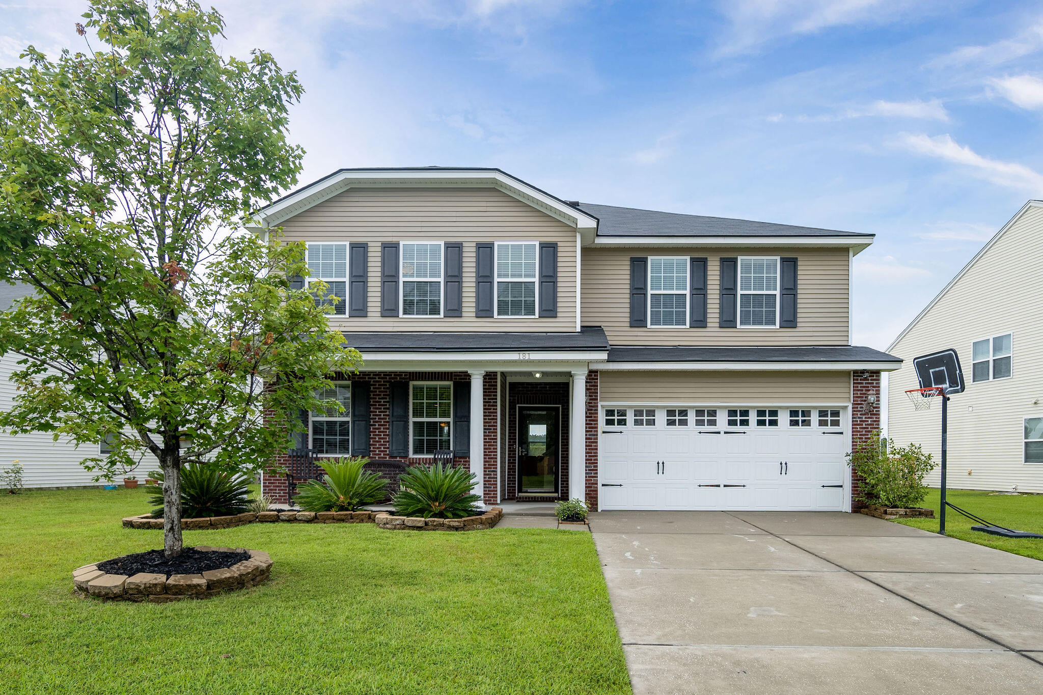 181 Decatur Drive Summerville, SC 29486 - Photo 1 of 41 WELCOME HOME!