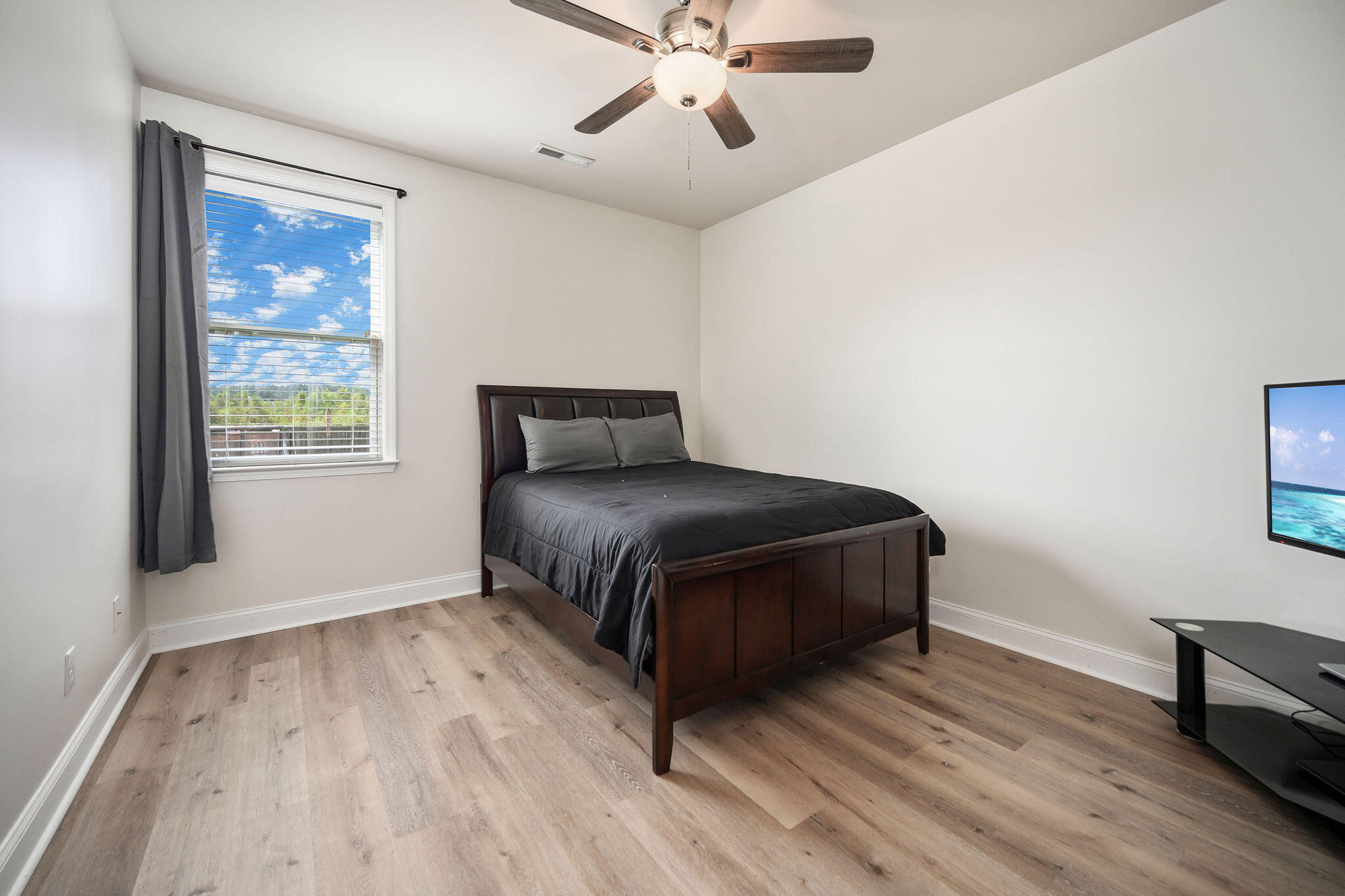 181 Decatur Drive Summerville, SC 29486 - Photo 14 of 41 GUEST SUITE OR OFFICE SPACE