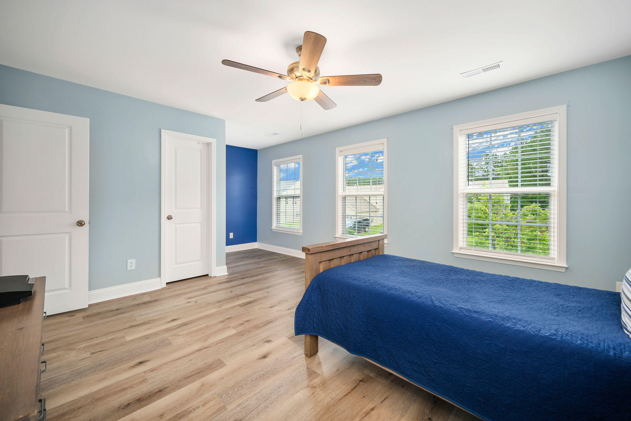 181 Decatur Drive Summerville, SC 29486 - Photo 23 of 41 SECOND BEDROOM