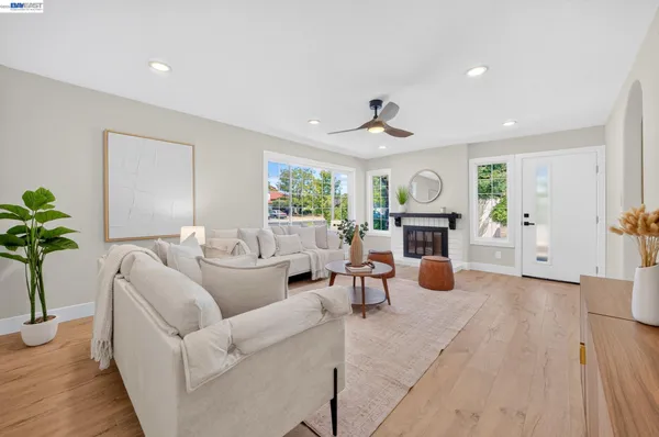 $1,149,000 | 646 Joyce Street, Livermore, CA 94550