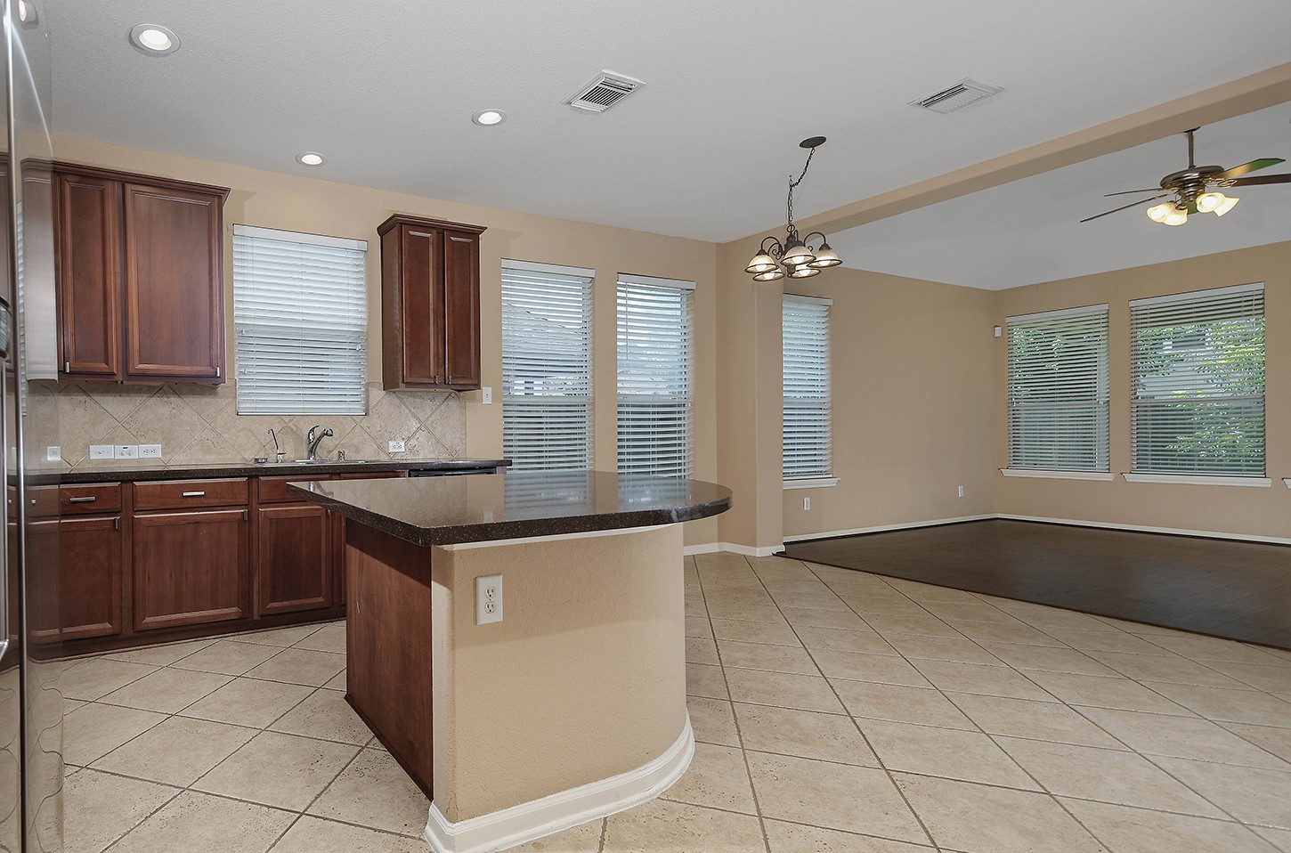 19 Patina Pines Place Spring, TX 77381 - Photo 12 of 27