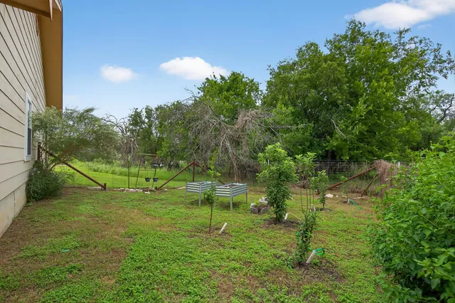 $2,300 | 3630 Lepan Trail, Kingsland, TX 78639