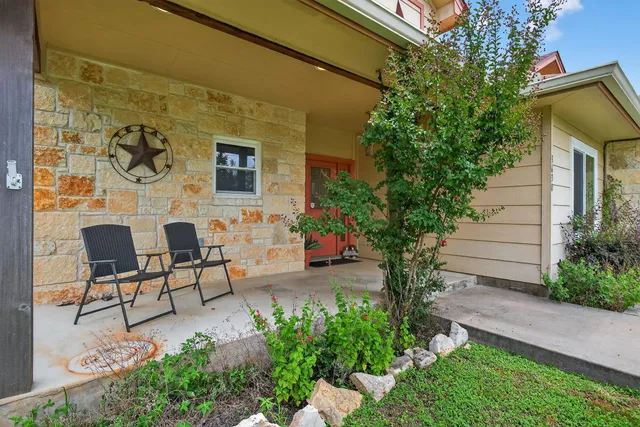 $2,300 | 3630 Lepan Trail, Kingsland, TX 78639