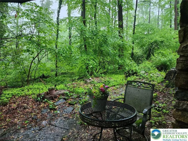 $948,999 | 2244 Williams Church Road, Hellertown, PA 18055