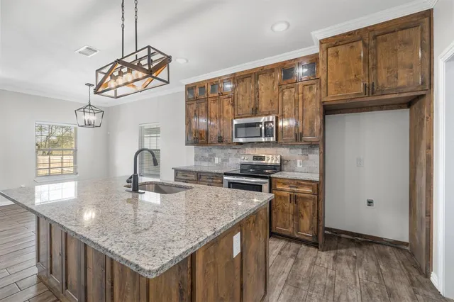 $315,000 | 1004 South Sargent Street, Fort Worth, TX 76105