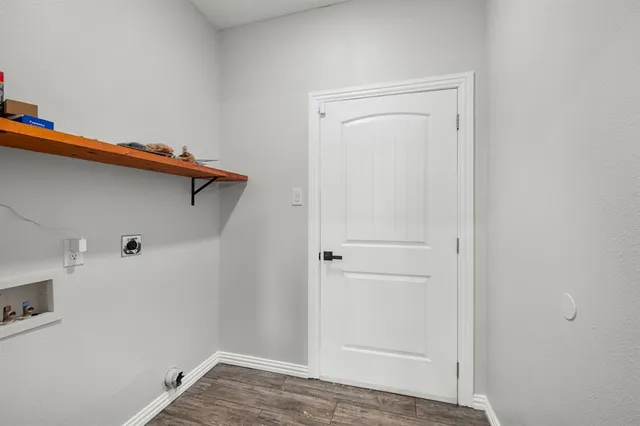 $315,000 | 1004 South Sargent Street, Fort Worth, TX 76105