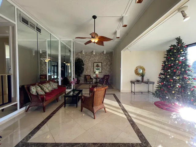 $2,975 | 5600 North Flagler Drive, Unit 2209, West Palm Beach, FL 33407