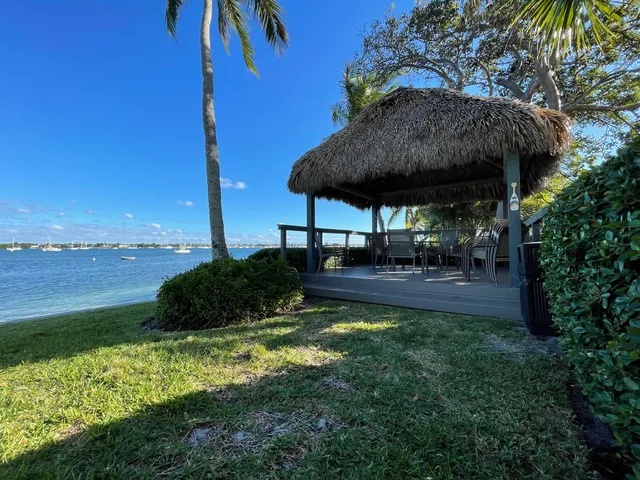 $2,975 | 5600 North Flagler Drive, Unit 2209, West Palm Beach, FL 33407