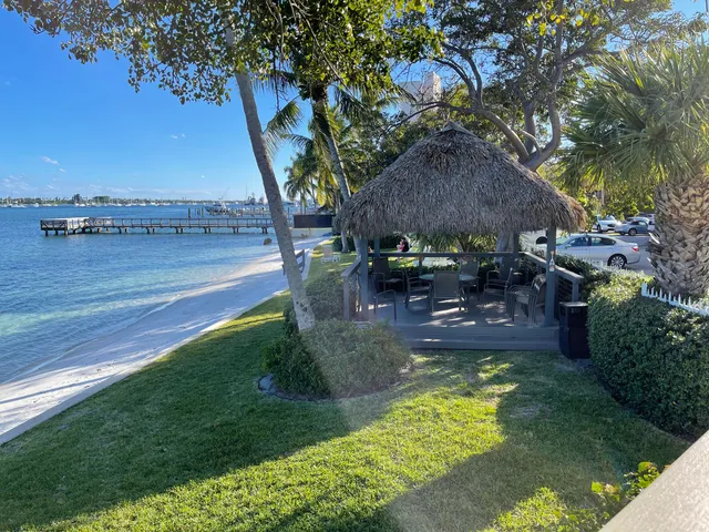 $2,975 | 5600 North Flagler Drive, Unit 2209, West Palm Beach, FL 33407