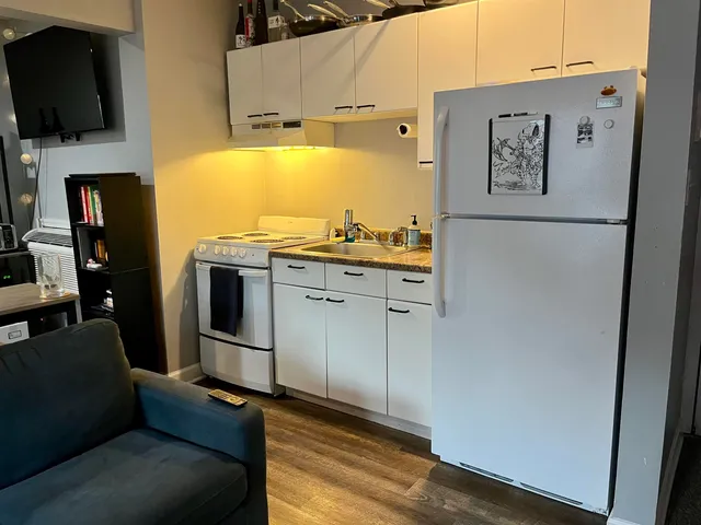 $2,250 | 130 Madison Street, Unit 6, Hoboken, NJ 07030