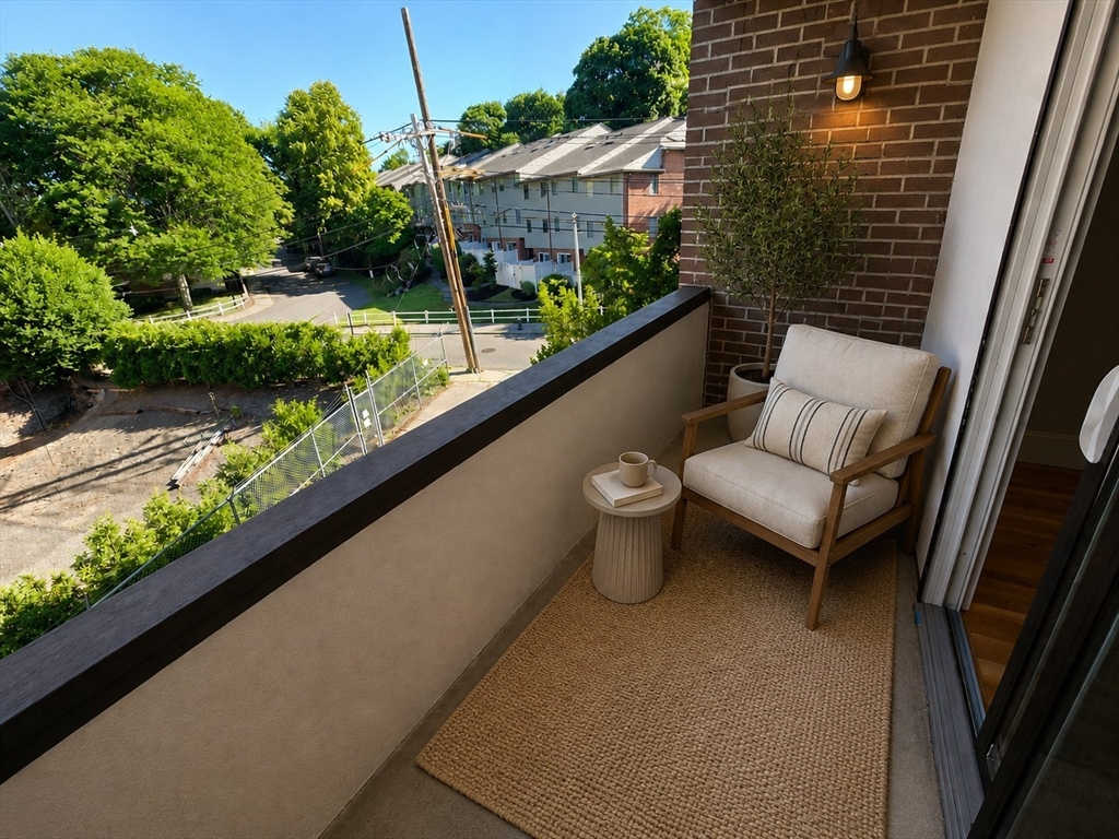 94 Beaconsfield Road, Unit 201 Brookline, MA 02445 - Photo 8 of 19