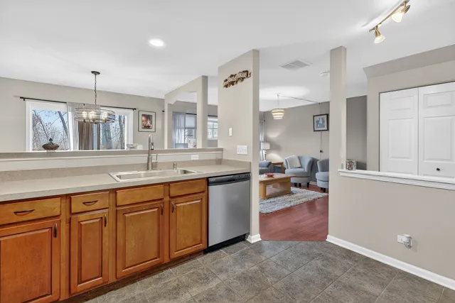 $285,000 | 11010 Cape Cod Lane, Unit 3, Huntley, IL 60142