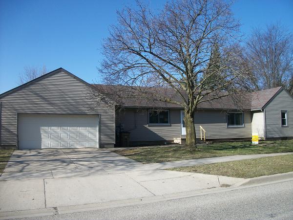 749 Lyons Road Portland, MI 48875 - Photo 1 of 12 Primary Photo