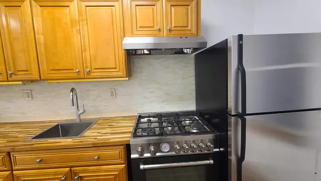 $1,850 | 15 Hopkins Avenue, Unit 5, Jersey City, NJ 07306