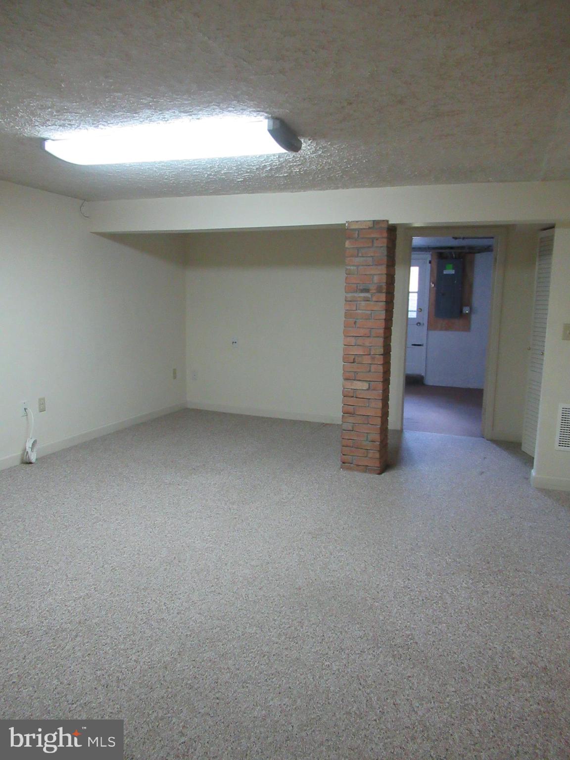 226 Ridge Avenue Towson, MD 21286 - Photo 17 of 32 Family/rec room lower level