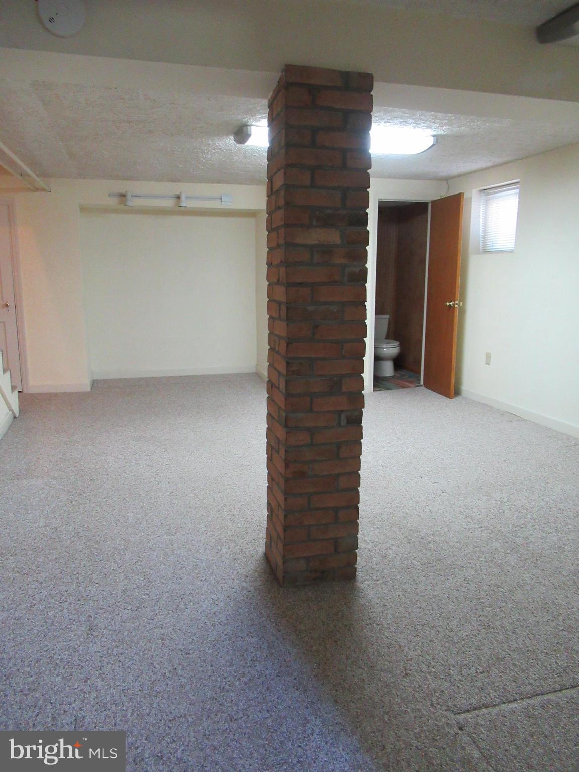226 Ridge Avenue Towson, MD 21286 - Photo 18 of 32 Family/rec room (another view)