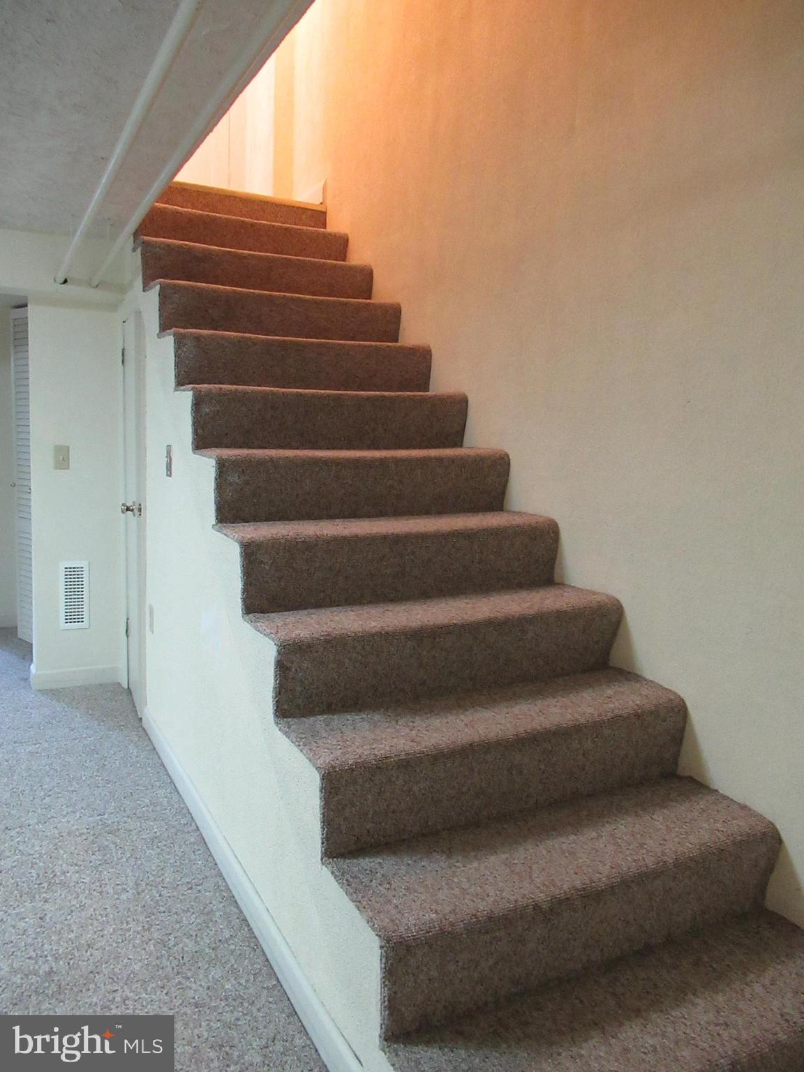 226 Ridge Avenue Towson, MD 21286 - Photo 19 of 32 Staircase to main level from basement