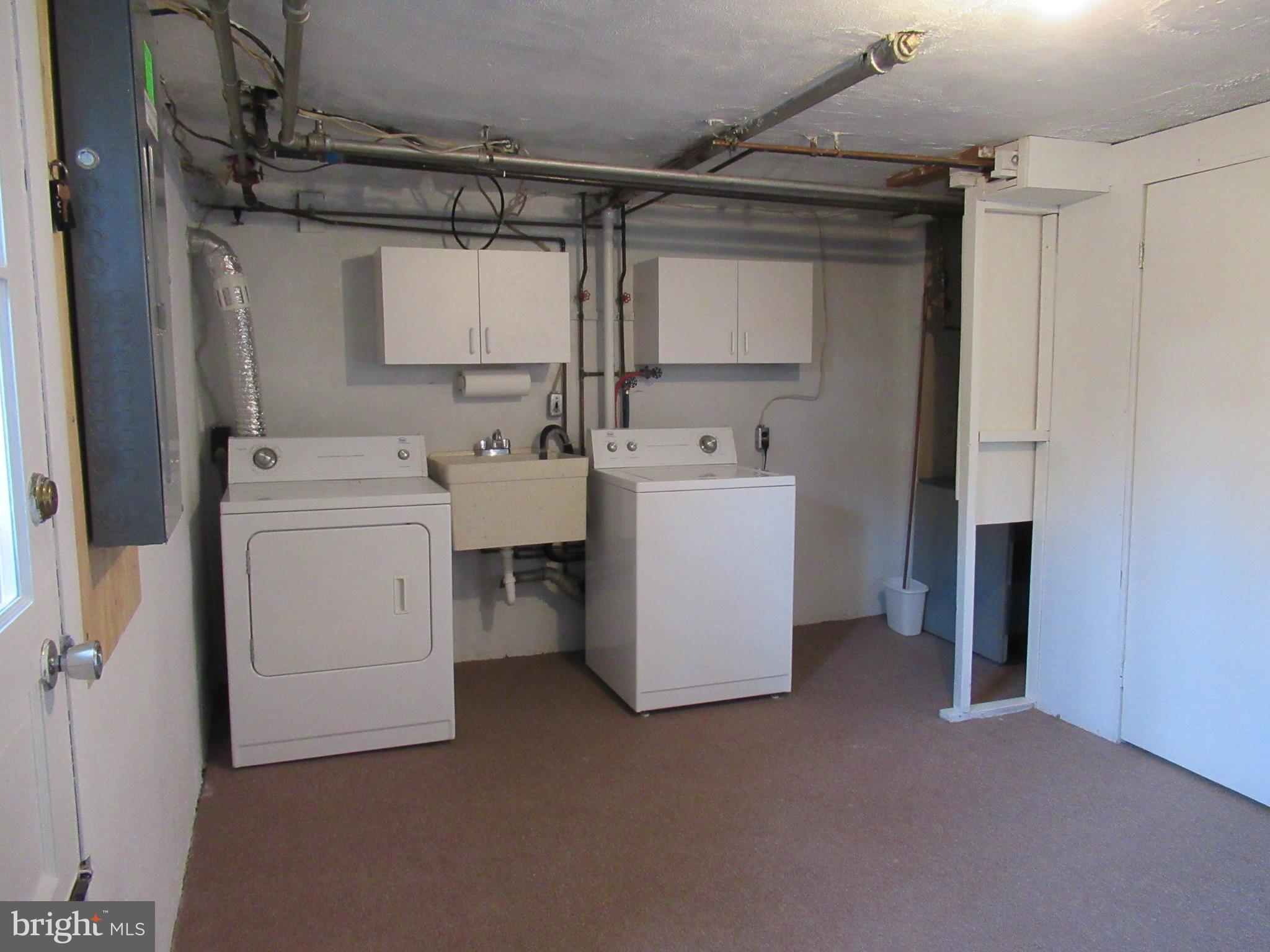 226 Ridge Avenue Towson, MD 21286 - Photo 20 of 32 Laundry area lower level