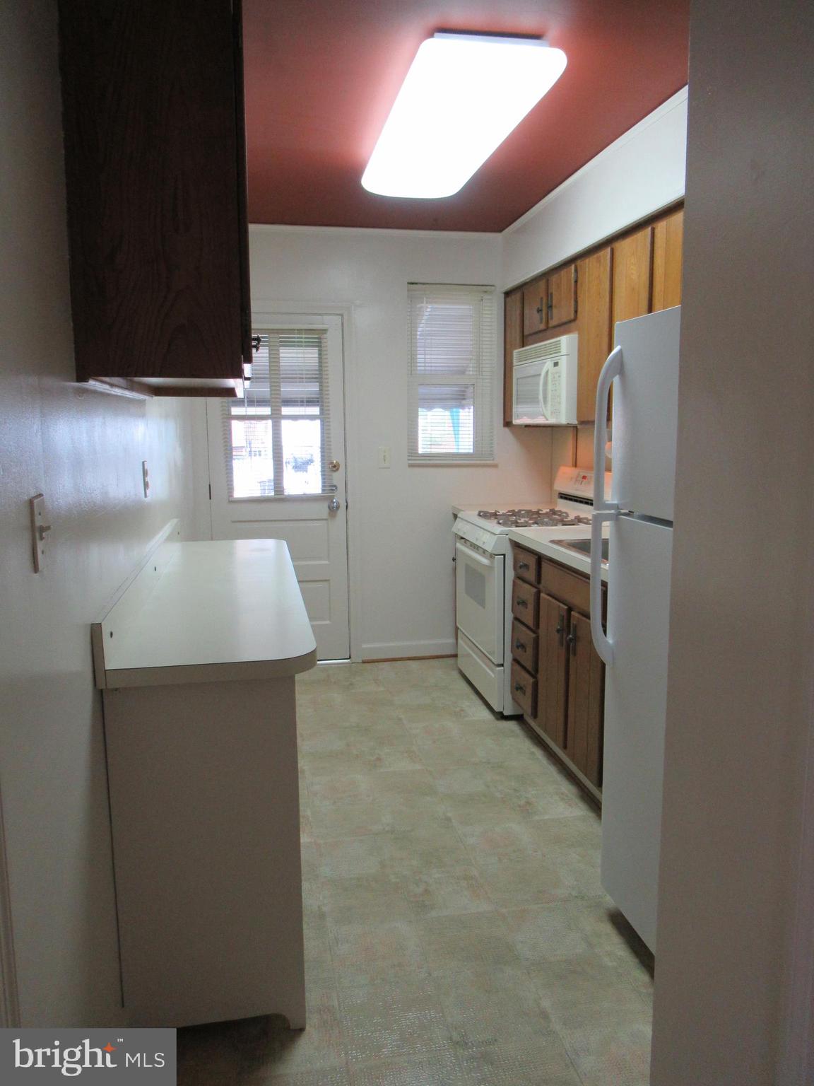 226 Ridge Avenue Towson, MD 21286 - Photo 7 of 32 Kitchen