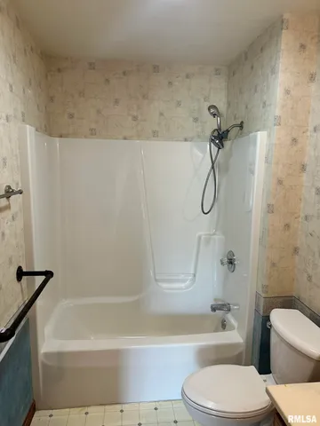 $175,000 | 1415 East Ash Street, Canton, IL 61520