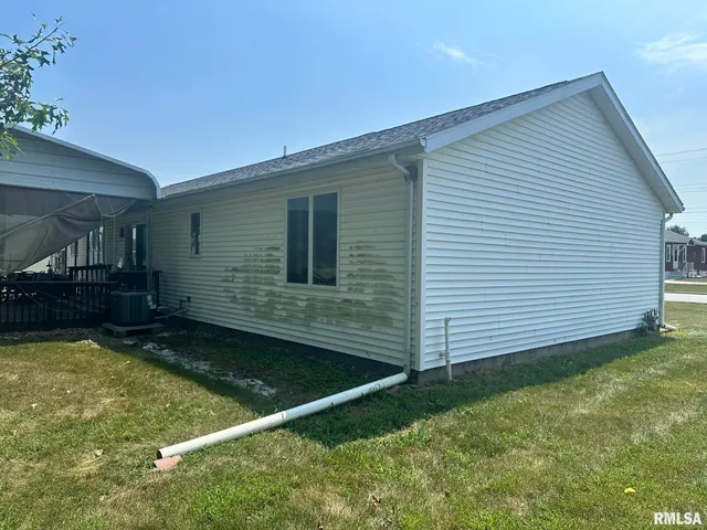 $175,000 | 1415 East Ash Street, Canton, IL 61520