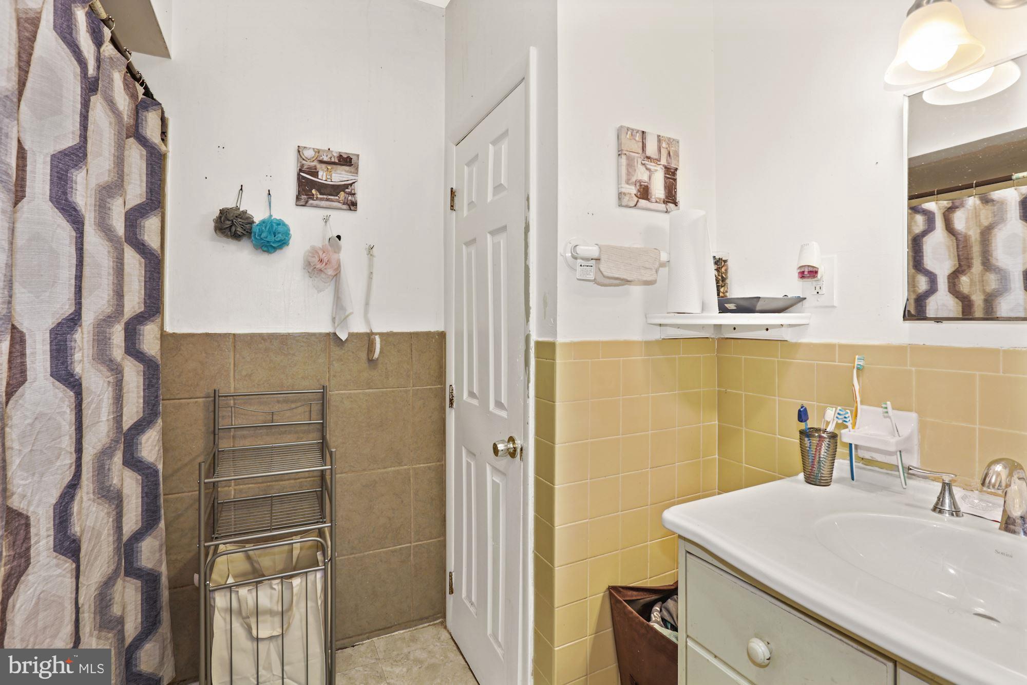 132 Delaware Avenue Riverside, NJ 08075 - Photo 13 of 31