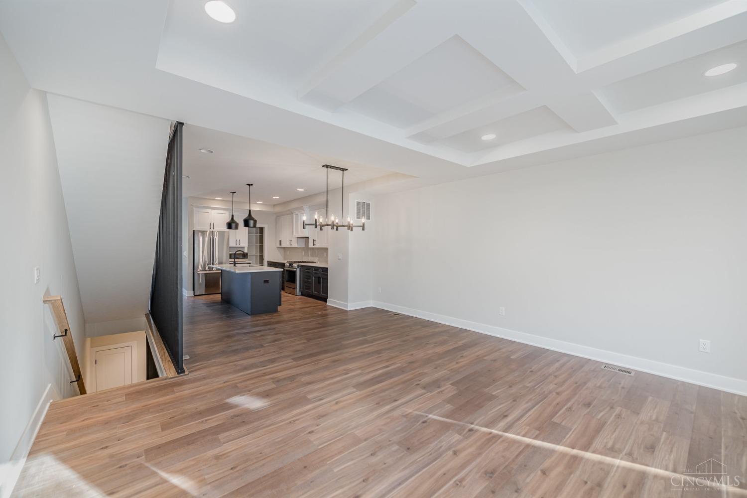 3643 Brotherton Road, Unit B Cincinnati, OH 45209 - Photo 3 of 28 Gallery Image 3