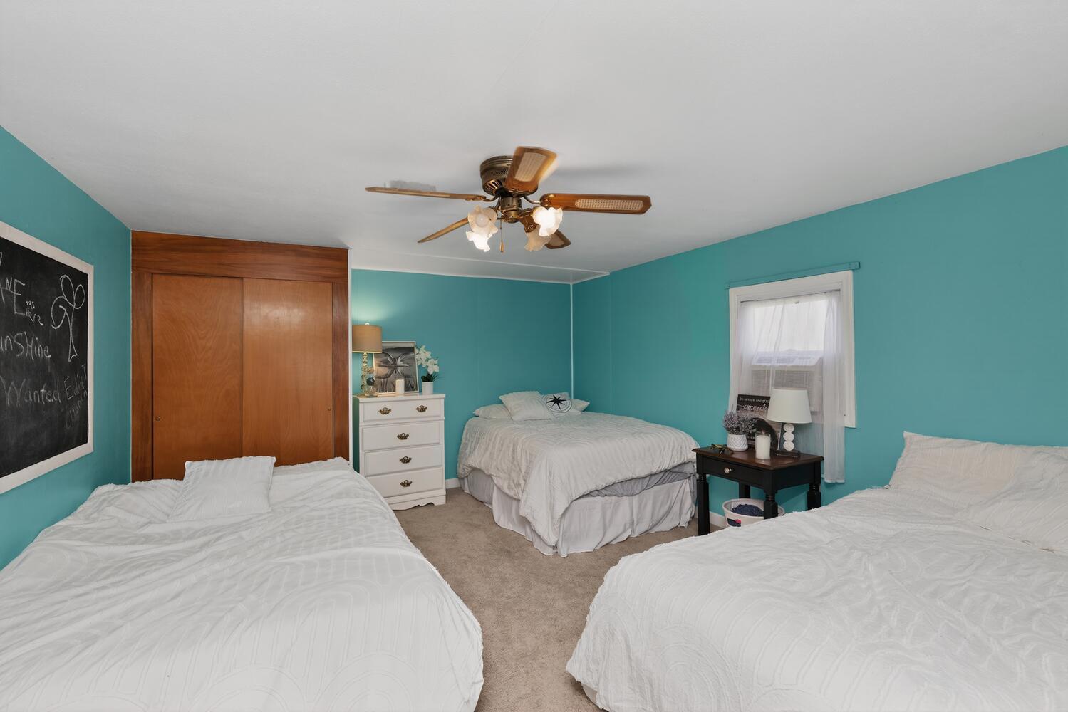 68258 Cassopolis Road Edwardsburg, MI 49112 - Photo 17 of 36 68258 Cassopolis Rd-large-017-022-Bedroo