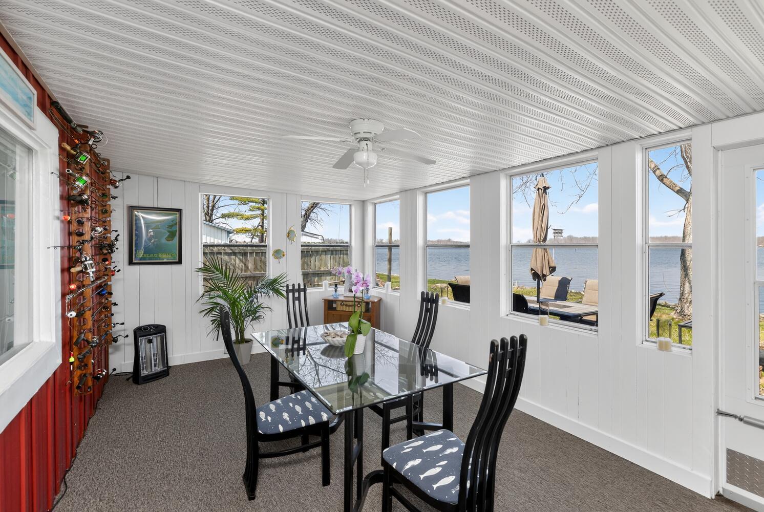 68258 Cassopolis Road Edwardsburg, MI 49112 - Photo 18 of 36 68258 Cassopolis Rd-large-018-010-Sunroo