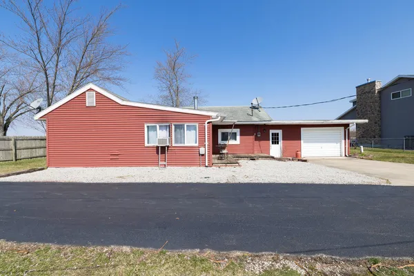 $495,000 | 68258 Cassopolis Road, Edwardsburg, MI 49112