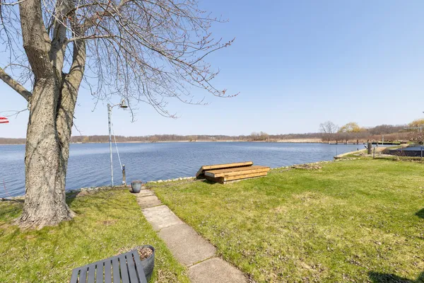$495,000 | 68258 Cassopolis Road, Edwardsburg, MI 49112