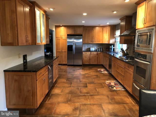 702 Decatur Drive Mount Laurel, NJ 08054 - Photo 8 of 35