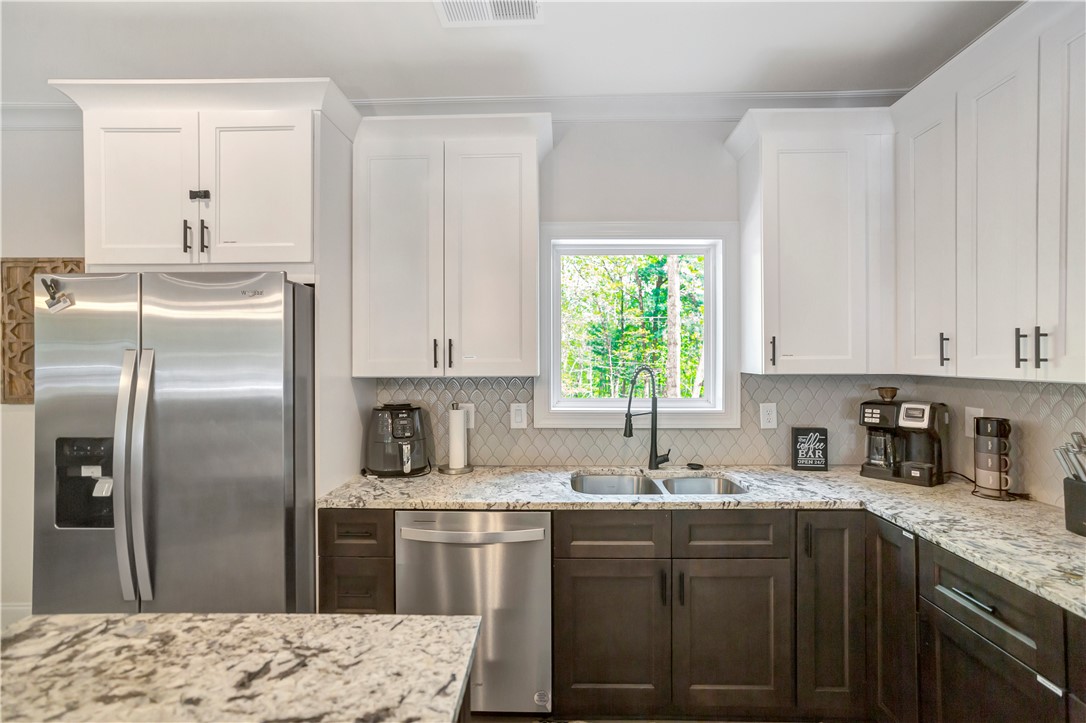 102 Jocassee Falls Road Salem, SC 29676 - Photo 13 of 46