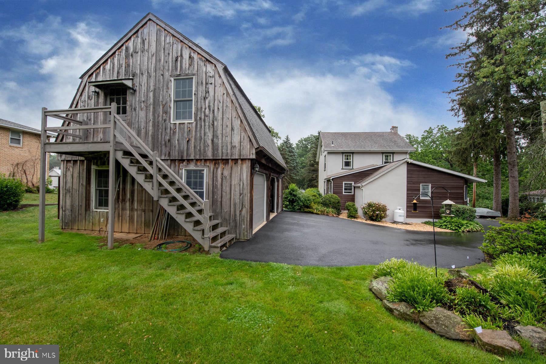 13 Sycamore Road Barto, PA 19504 - Photo 6 of 47 Access to storage above