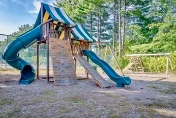 $173,000 | 270 Regency Park Drive, Unit 270, Agawam, MA 01001