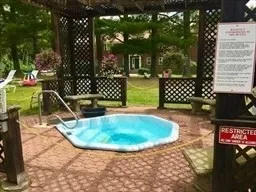 $173,000 | 270 Regency Park Drive, Unit 270, Agawam, MA 01001