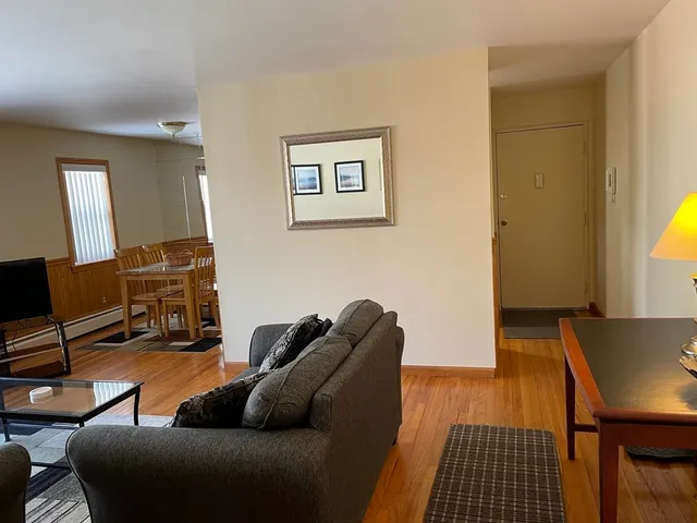 $173,000 | 270 Regency Park Drive, Unit 270, Agawam, MA 01001