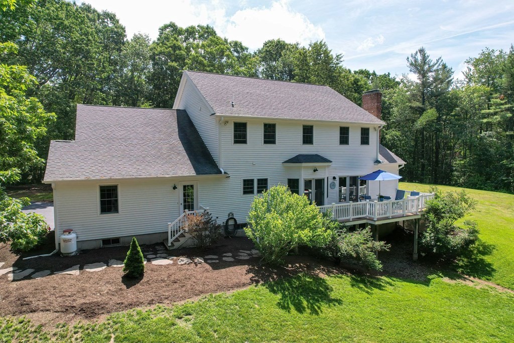 40 Brooks Station Road Princeton, MA 01541 - Photo 41 of 42 an aerial view of a house