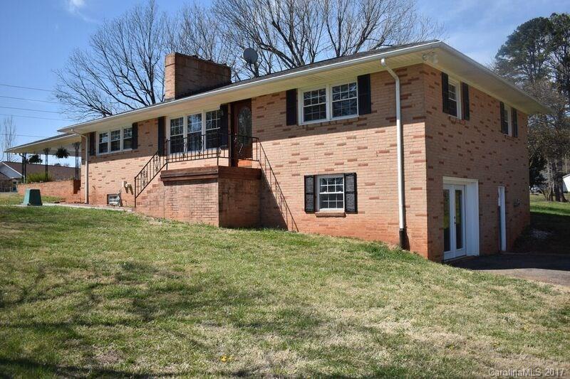 1903 Long Shoals Road Lincolnton, NC 28092 - Photo 2 of 22 Gallery Image 2
