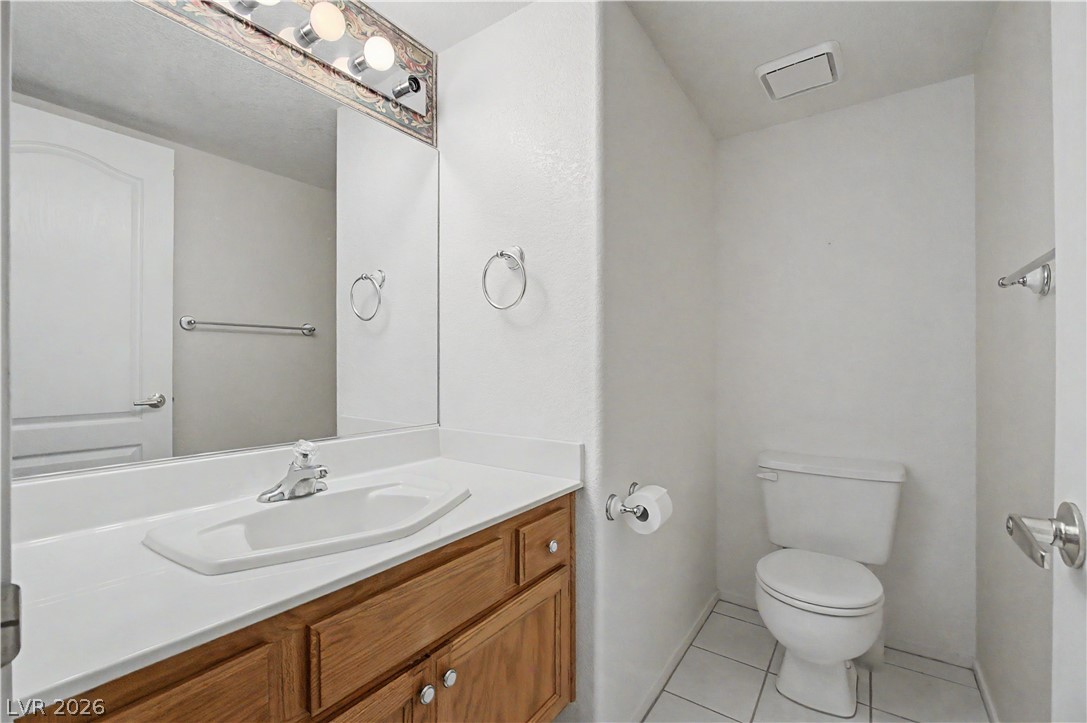 2243 Rugged Mesa Drive Laughlin, NV 89029 - Photo 13 of 32 1st floor 1/2 bath