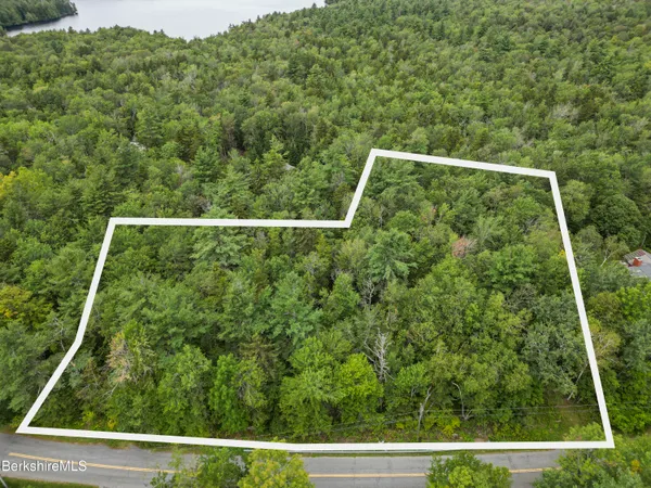 $177,900 | 0 Yokum Pond Road, Becket, MA 01223