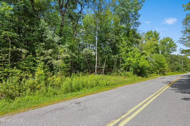 $189,900 | 0 Yokum Pond Road, Becket, MA 01223