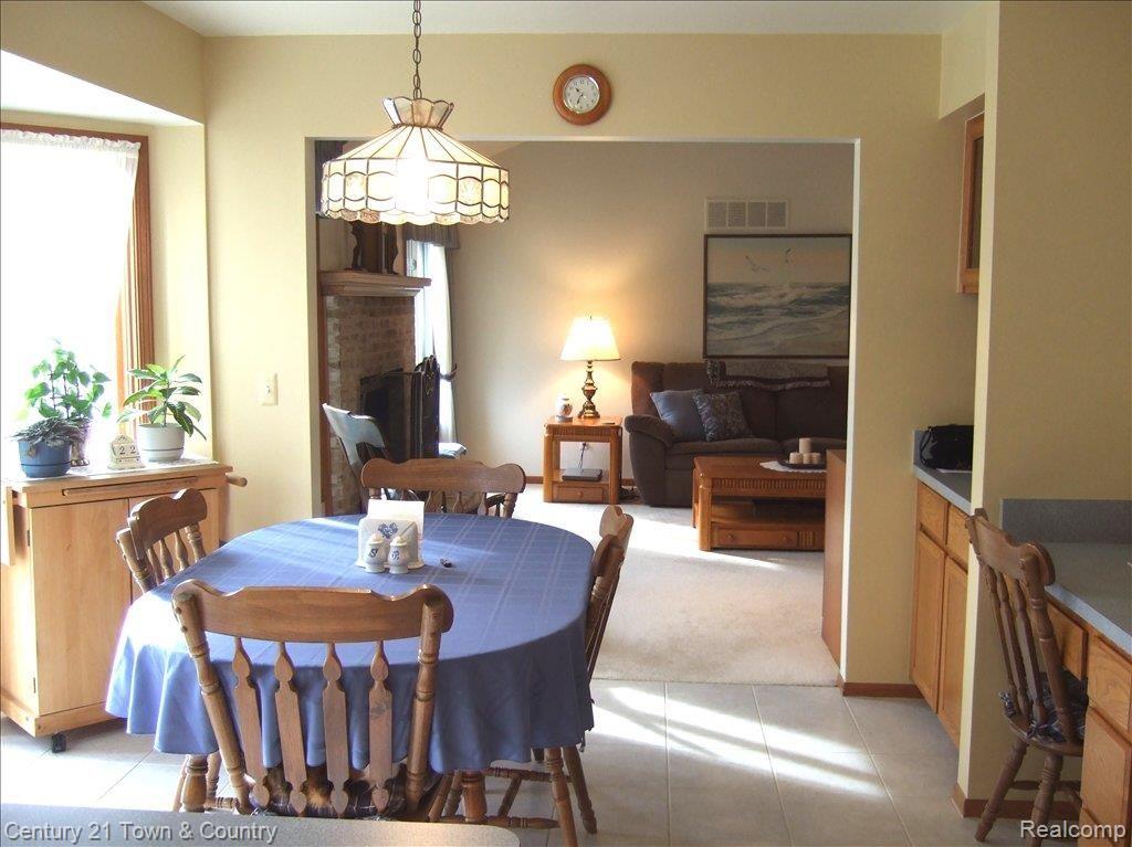 VIEW TO GRT ROOM