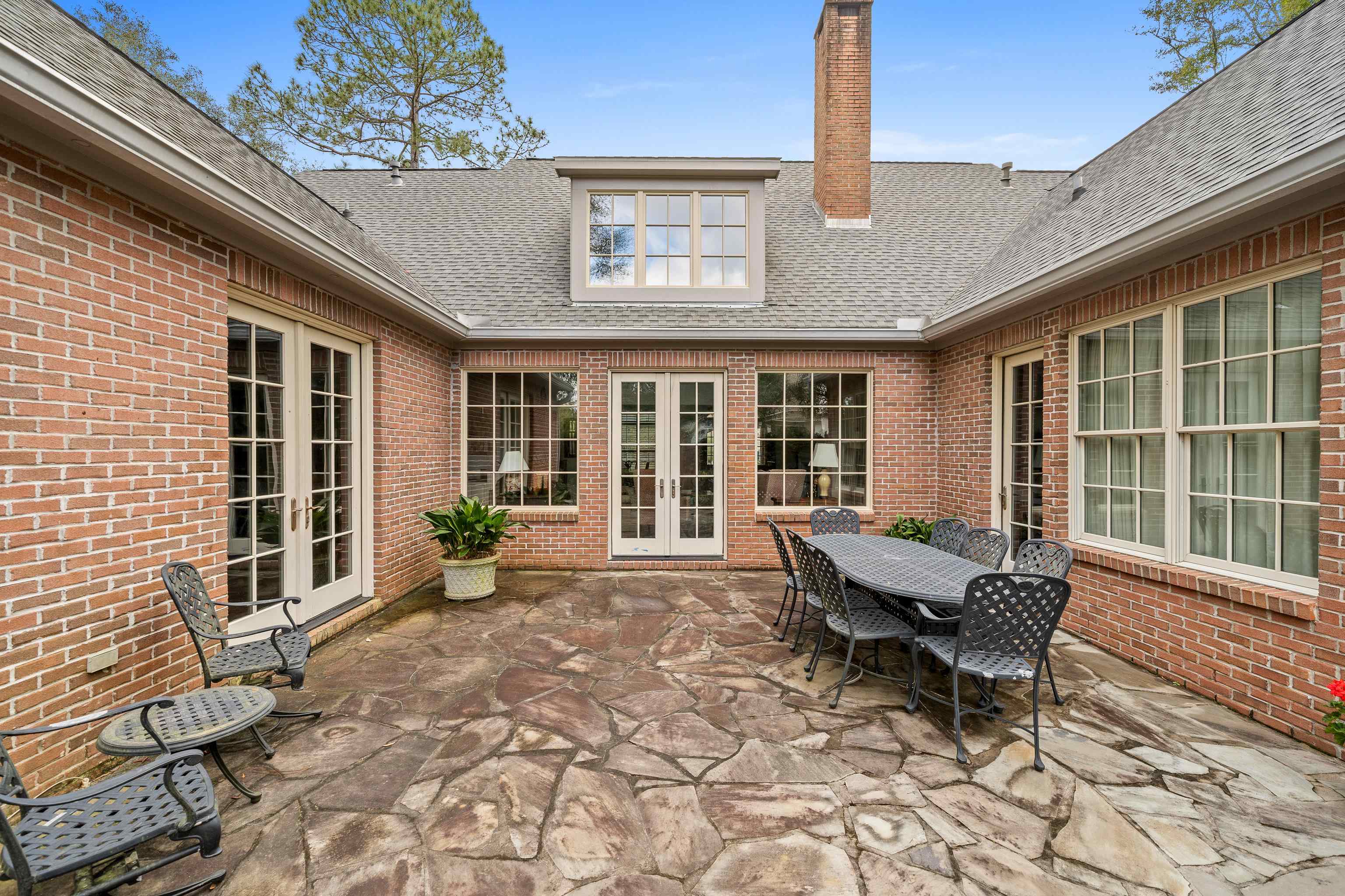 18450 Point Clear Court Fairhope, AL 36532 - Photo 34 of 44 Patio