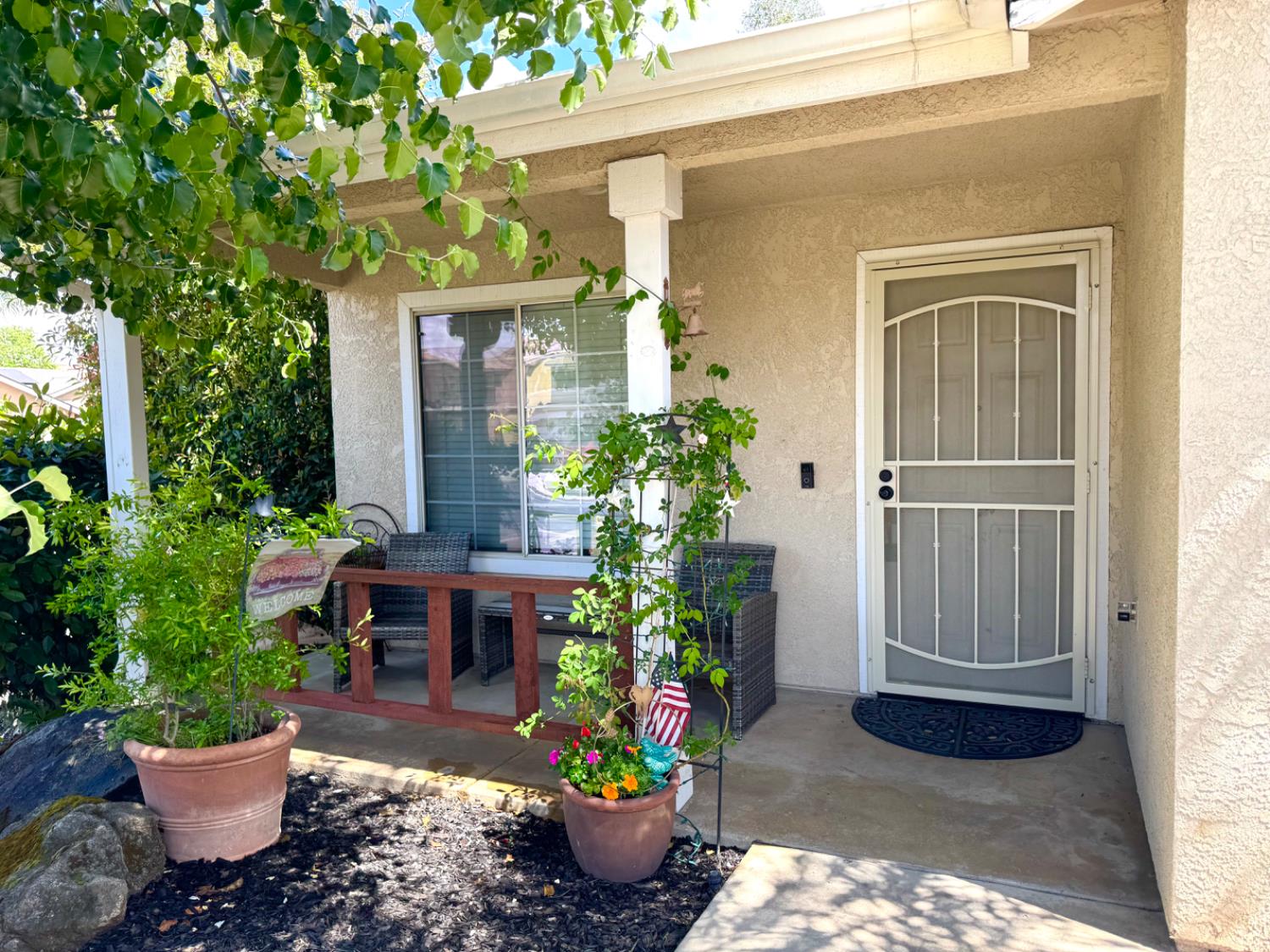 3501 Carson Avenue Clovis, CA 93611 - Photo 3 of 23