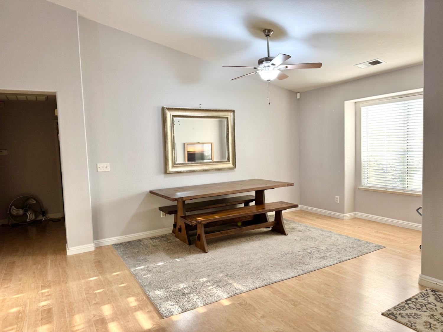 3501 Carson Avenue Clovis, CA 93611 - Photo 8 of 23