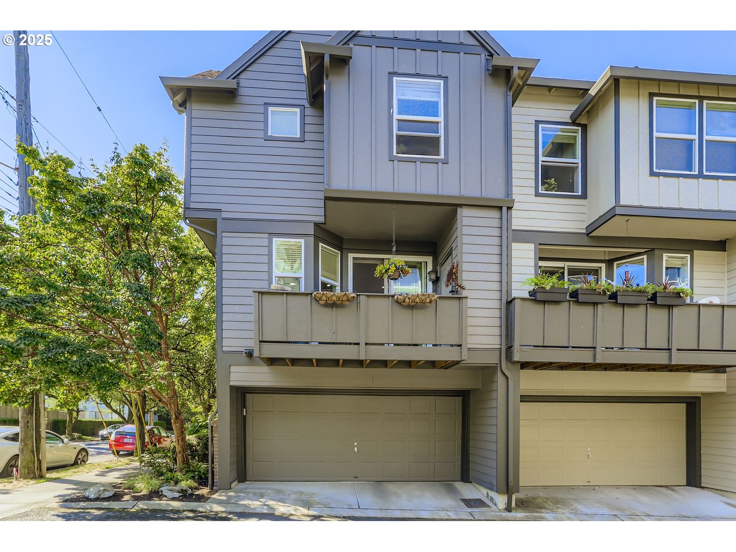a view of house with outdoor space
