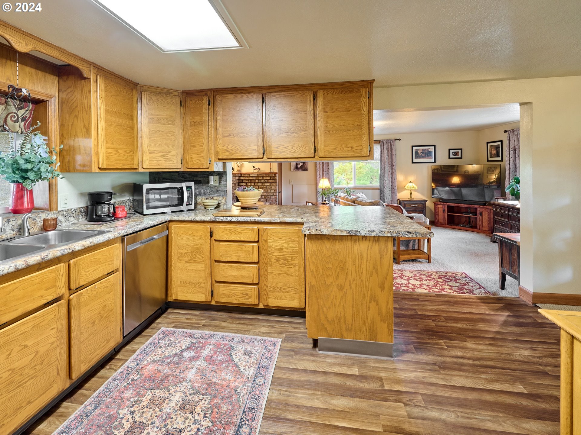 17190 Boones Ferry Road Northeast Woodburn, OR 97071 - Photo 12 of 45 Gallery Image 12