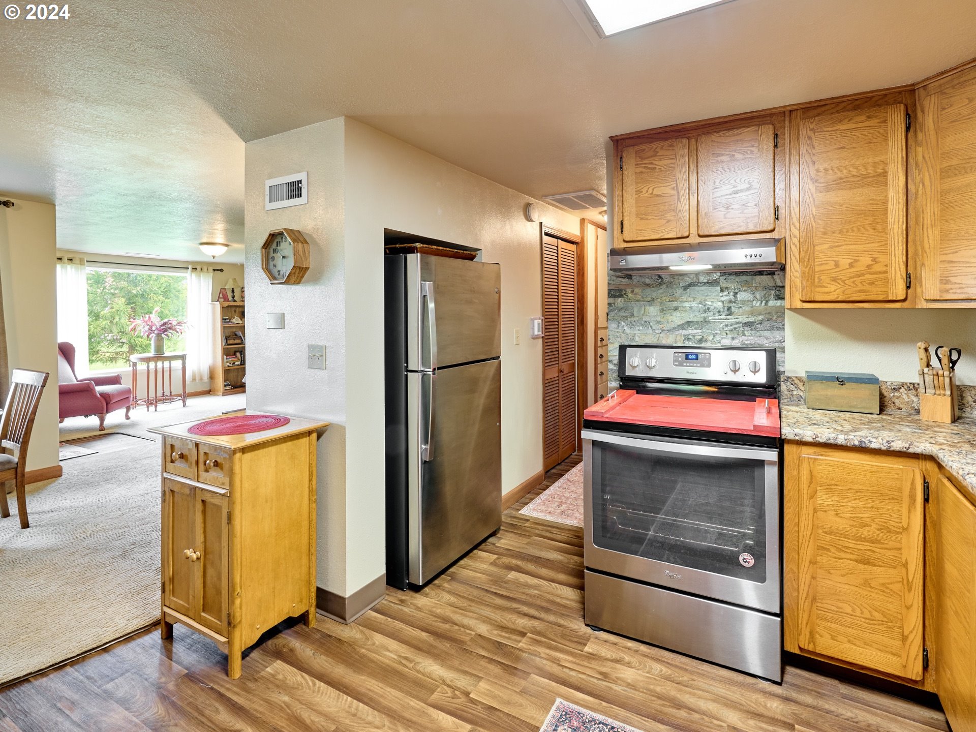 17190 Boones Ferry Road Northeast Woodburn, OR 97071 - Photo 15 of 45 Gallery Image 15