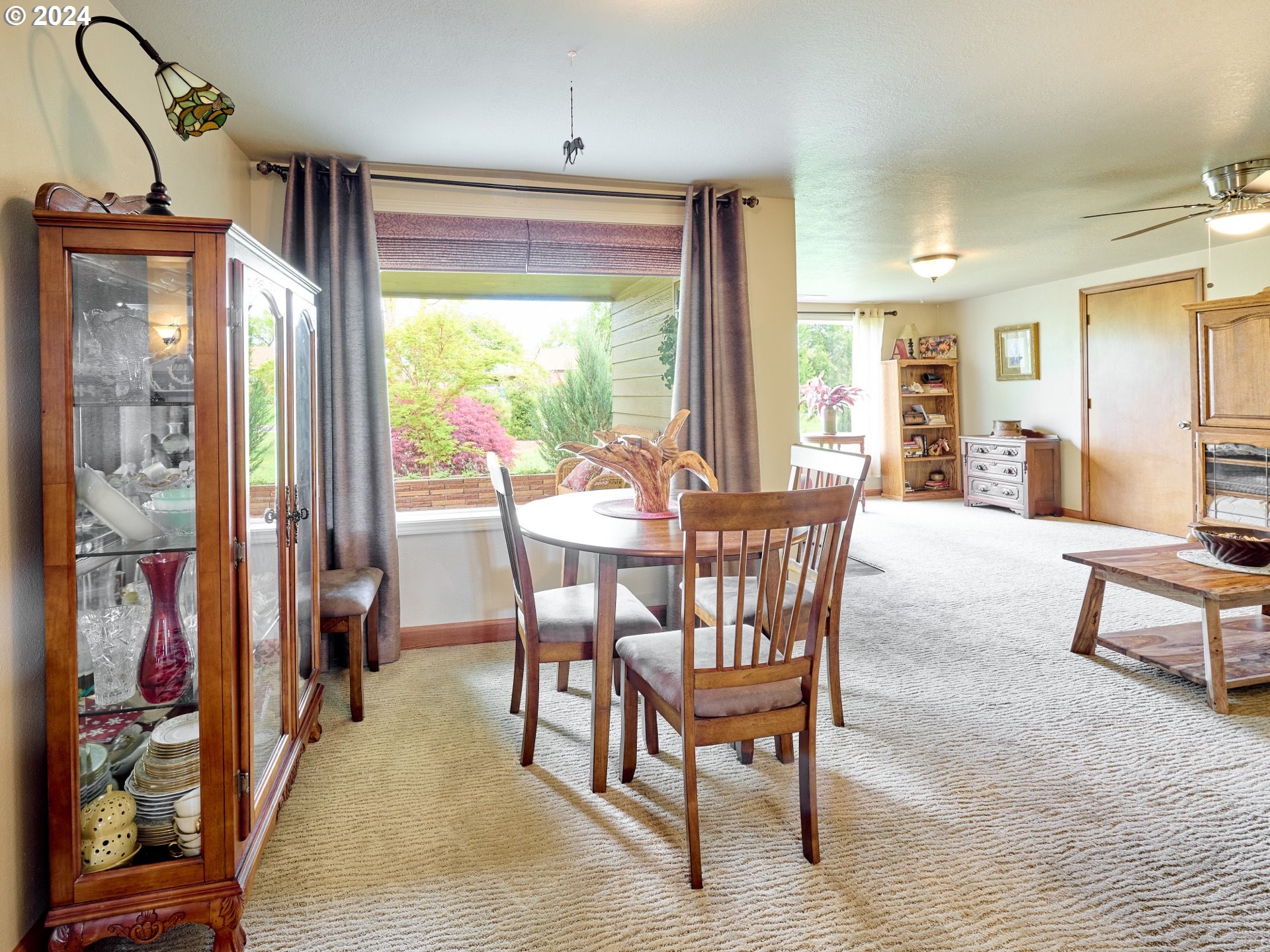 17190 Boones Ferry Road Northeast Woodburn, OR 97071 - Photo 5 of 45 Gallery Image 5
